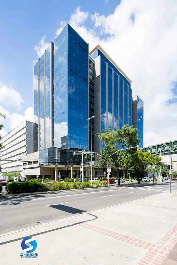 Comercial à venda em Praia de Belas, Porto Alegre — foto 1