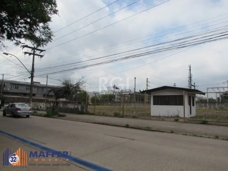 Terreno à venda em Navegantes, Porto Alegre