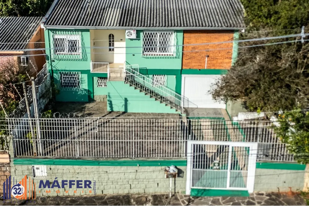 Casa de 4 dormitórios à venda em Santa Teresa, Porto Alegre