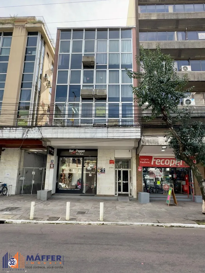 Comercial à venda em Floresta, Porto Alegre — foto 1