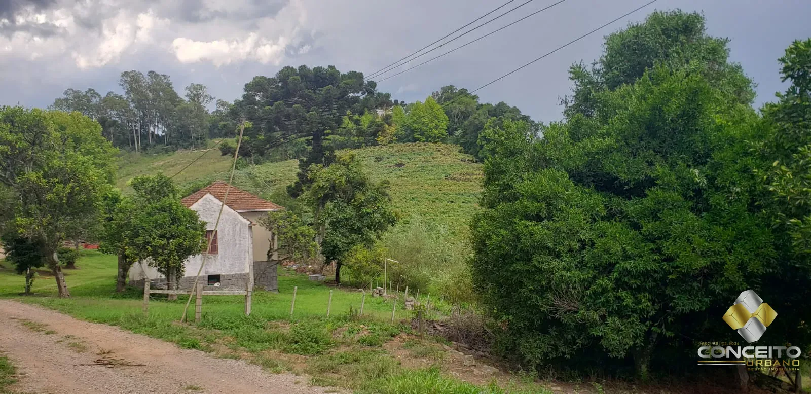 Área de terras para atividade comercial
