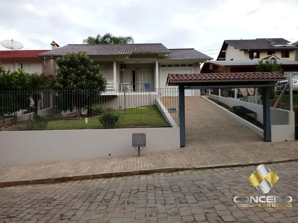 Casa - Universitário, Rua Judith Stella Rossatto Sonza