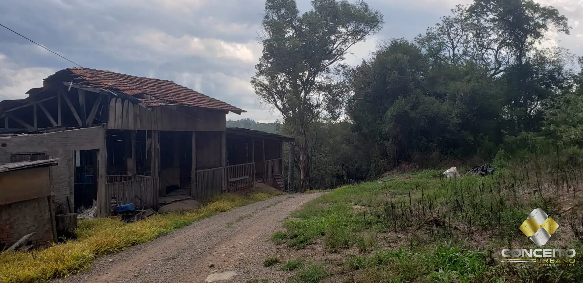 Área de terras para atividade comercial