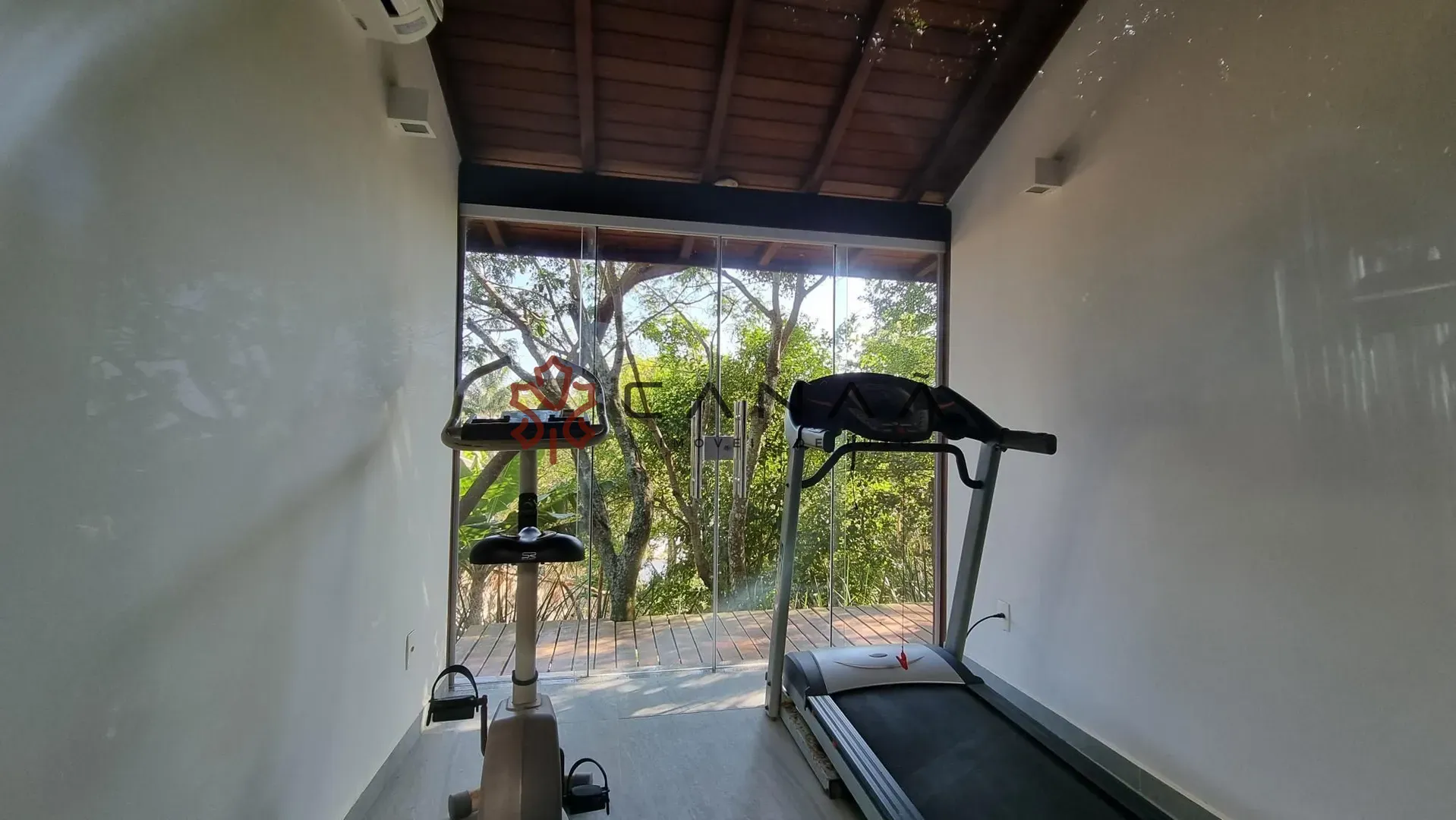 img15673738