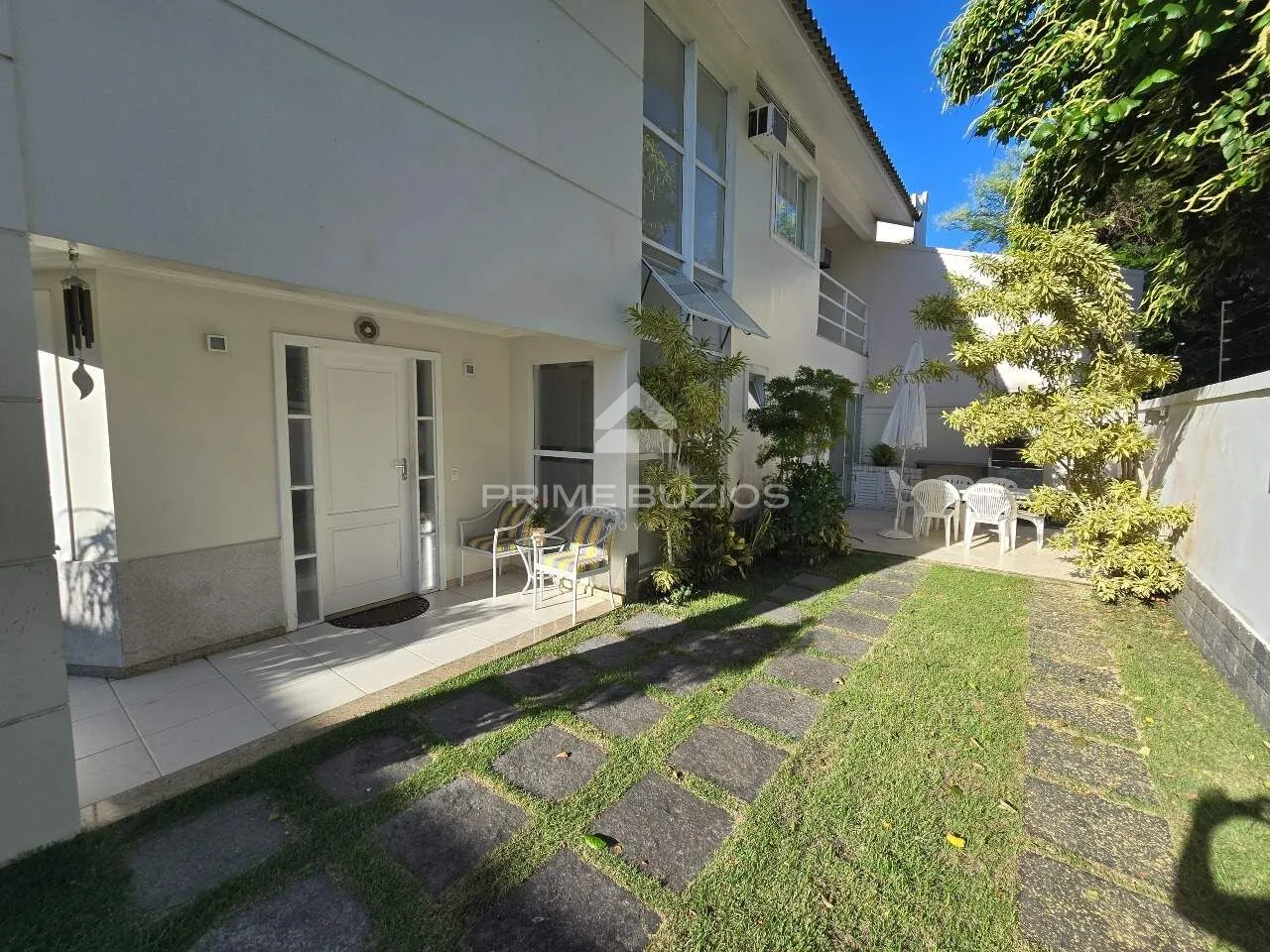 Casa em condomínio a venda, 5 quartos, 2 suítes, 2 vagas, Bosque de Geribá – Armação dos Búzios/RJ