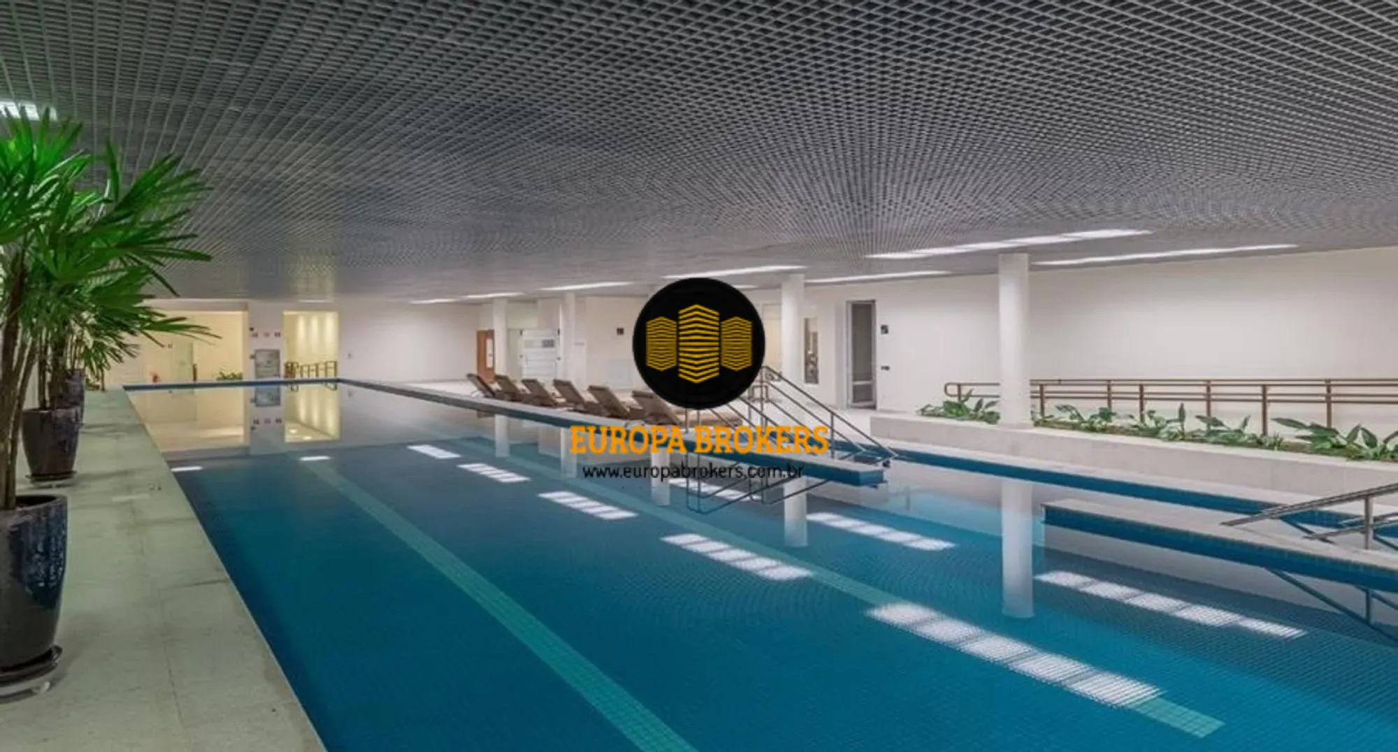 PISCINA COBERTA