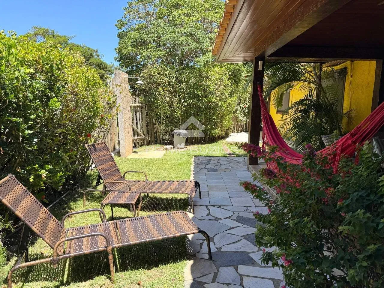 Casa em condomínio para temporada, 3 quartos, 2 vagas, Ferradura – Armação dos Búzios/RJ