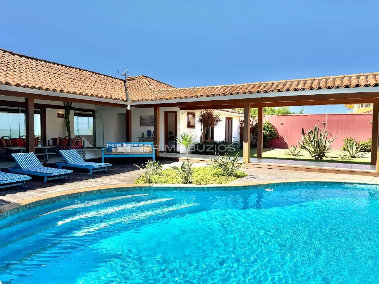 Casa a venda, 5 quartos, 6 vagas, Praia Rasa – Armação dos Búzios/RJ