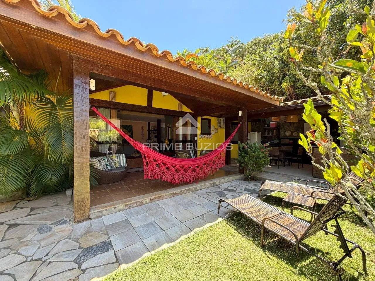 Casa em condomínio para temporada, 3 quartos, 2 vagas, Ferradura – Armação dos Búzios/RJ
