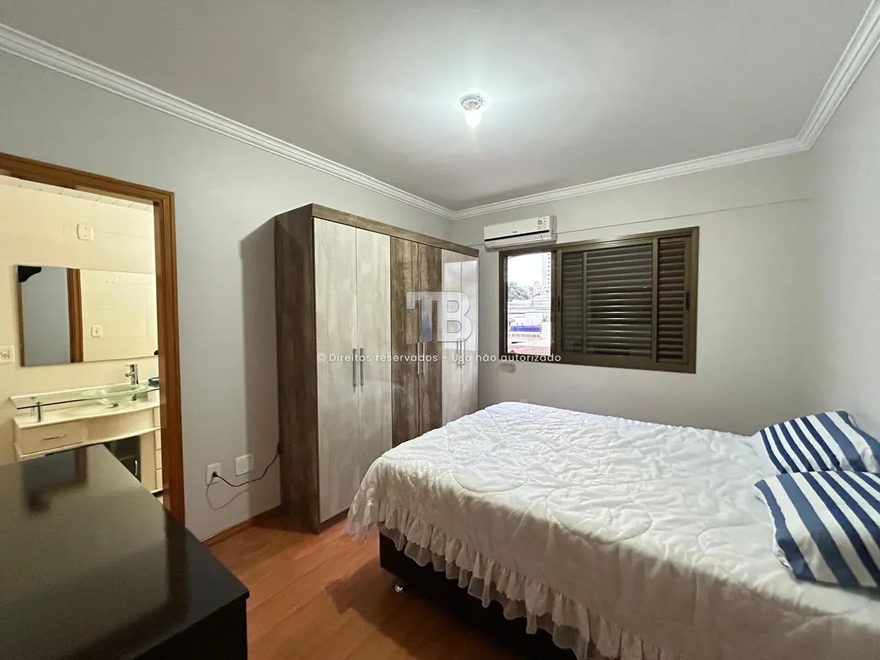 Apartamento 3 dormitórios no Centro