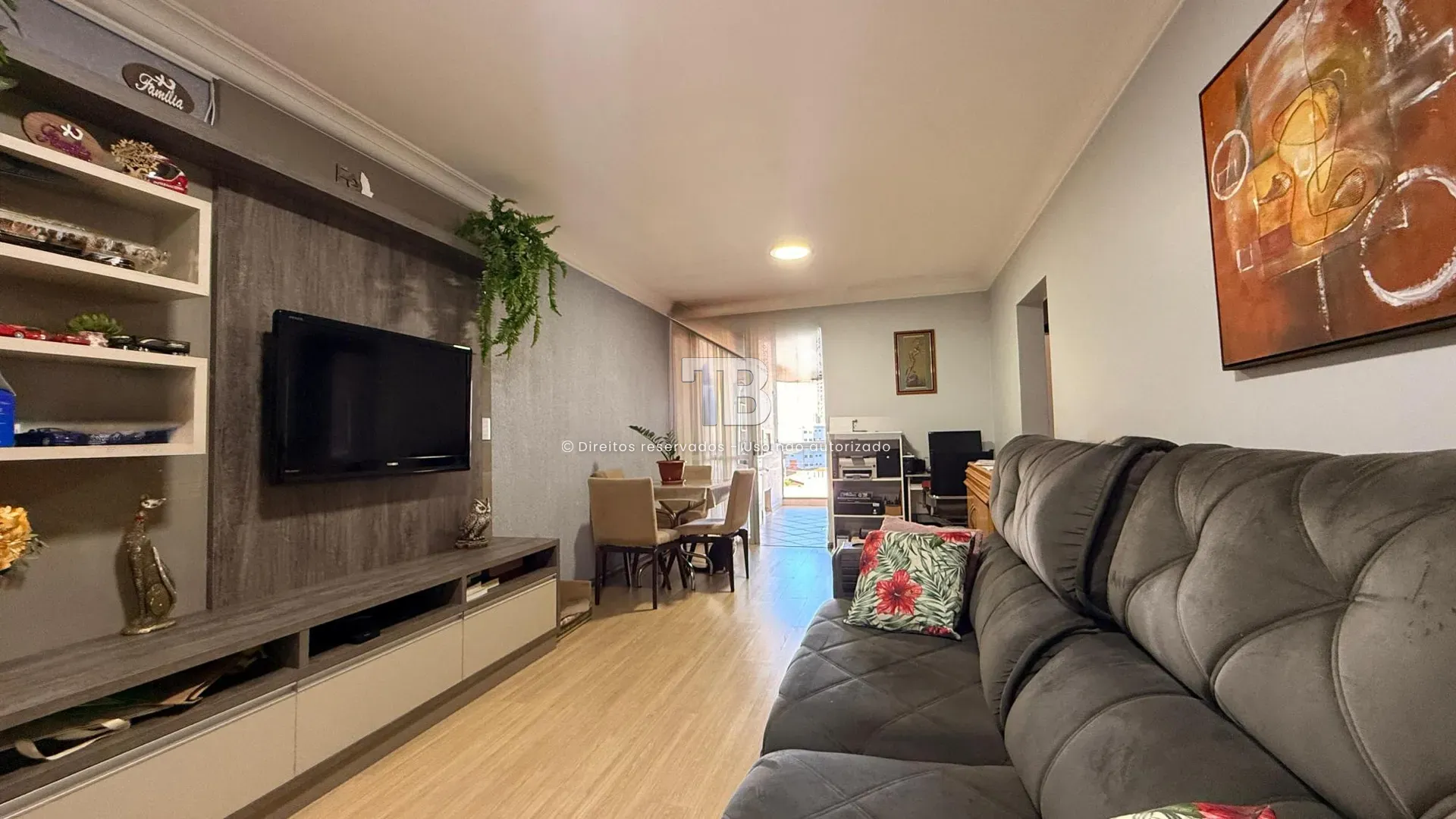 Apartamento à venda com 3 dormitórios, 1 banheiro, 1 vaga de garagem e 101m² de área privativa no bairro Jardim Itália