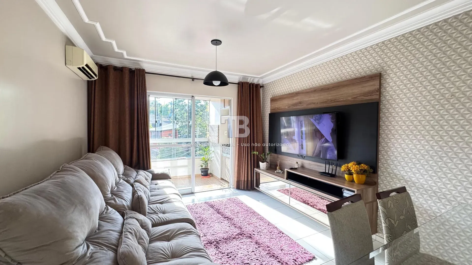 Apartamento à venda com 2 dormitórios, 2 banheiros, 1 vaga de garagem e 76m² de área privativa no bairro Passo dos Fortes