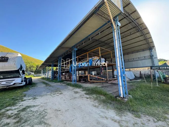 Galpão 850 m² na Dutra ao lado da PRF – Barra Mansa RJ
