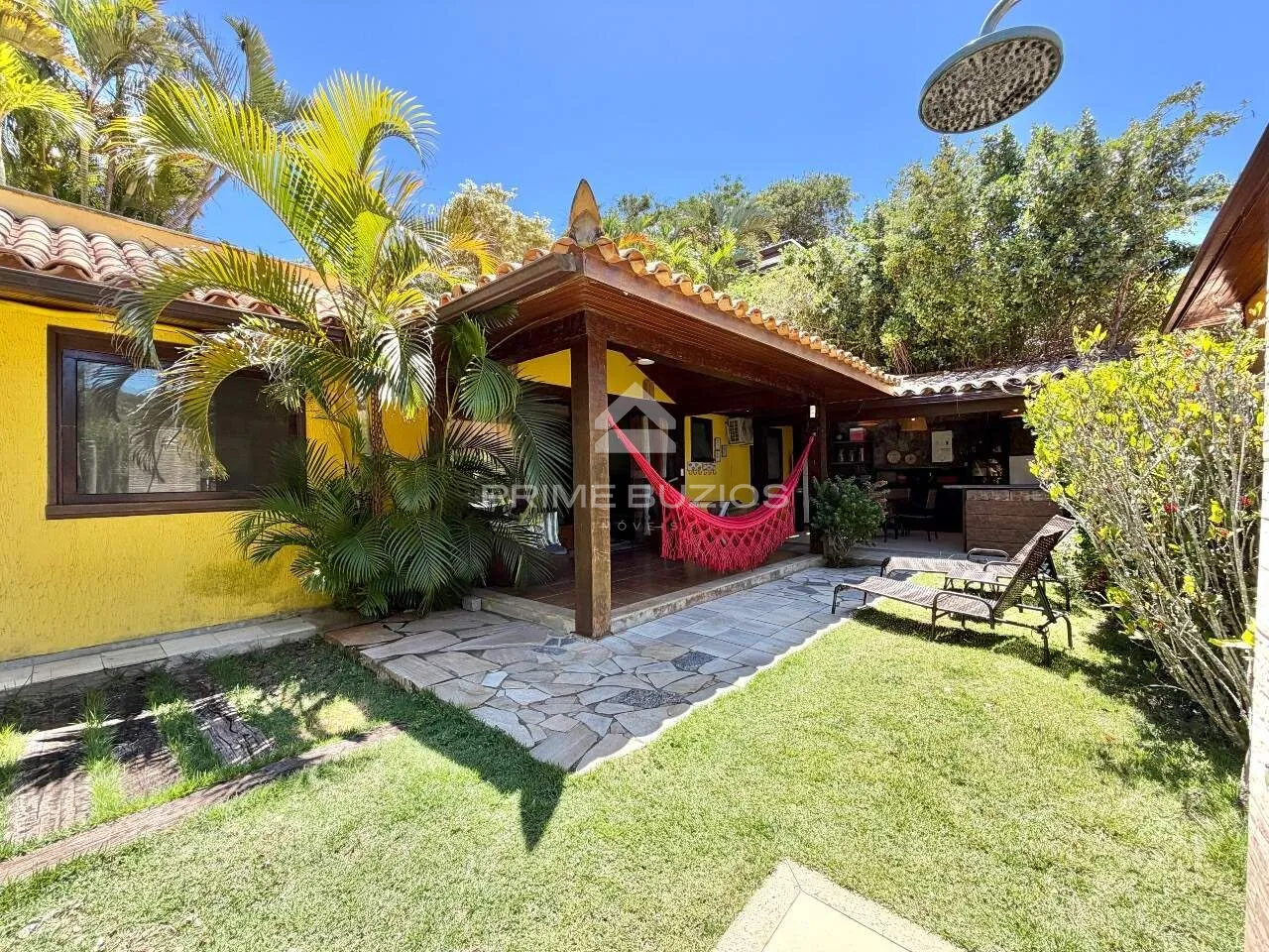 Casa em condomínio para temporada, 3 quartos, 2 vagas, Ferradura – Armação dos Búzios/RJ