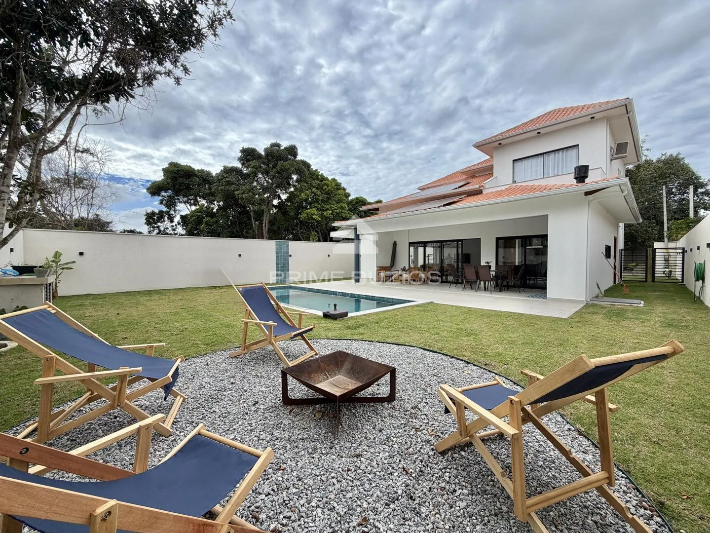 Casa em condomínio a venda, 3 quartos, 3 suítes, 3 vagas, Caravelas – Armação dos Búzios/RJ