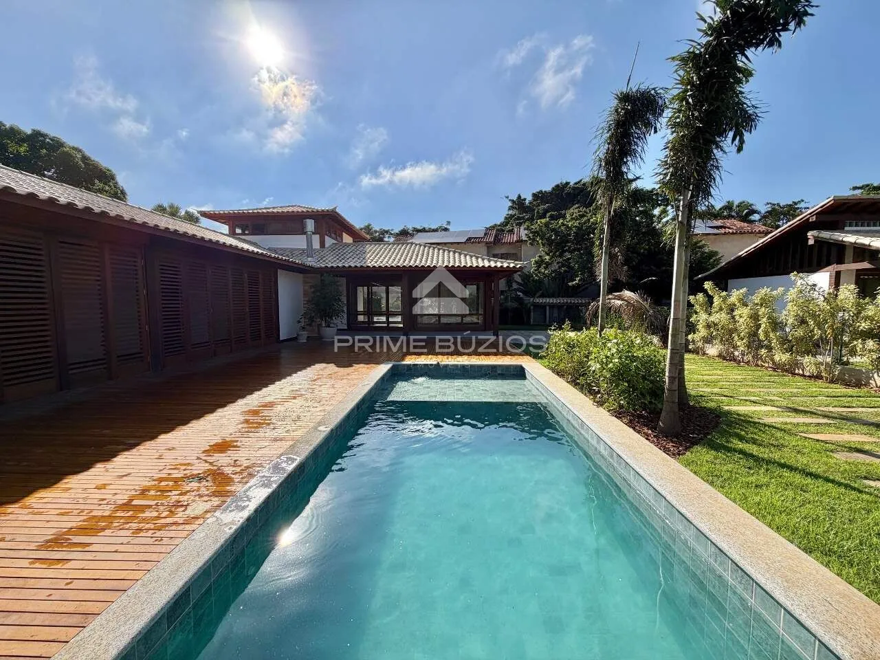 Gated community house for sale, 4 bedrooms, 4 suites, 3 parking spaces, Manguinhos – Armação dos Búzios/RJ