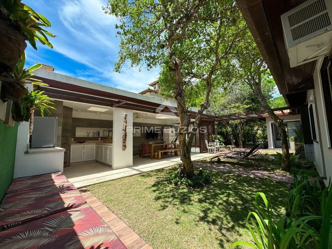 Casa em condomínio a venda, 5 quartos, 5 suítes, 4 vagas, Manguinhos – Armação dos Búzios/RJ