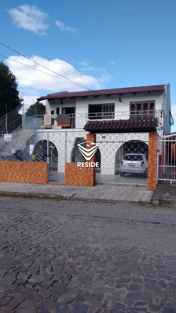 Casa - Pinheiro Machado, Rua Vitória