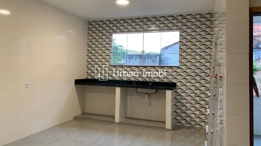 Casa ampla 2 quartos com obra e projeto à venda em Rio Preto MG