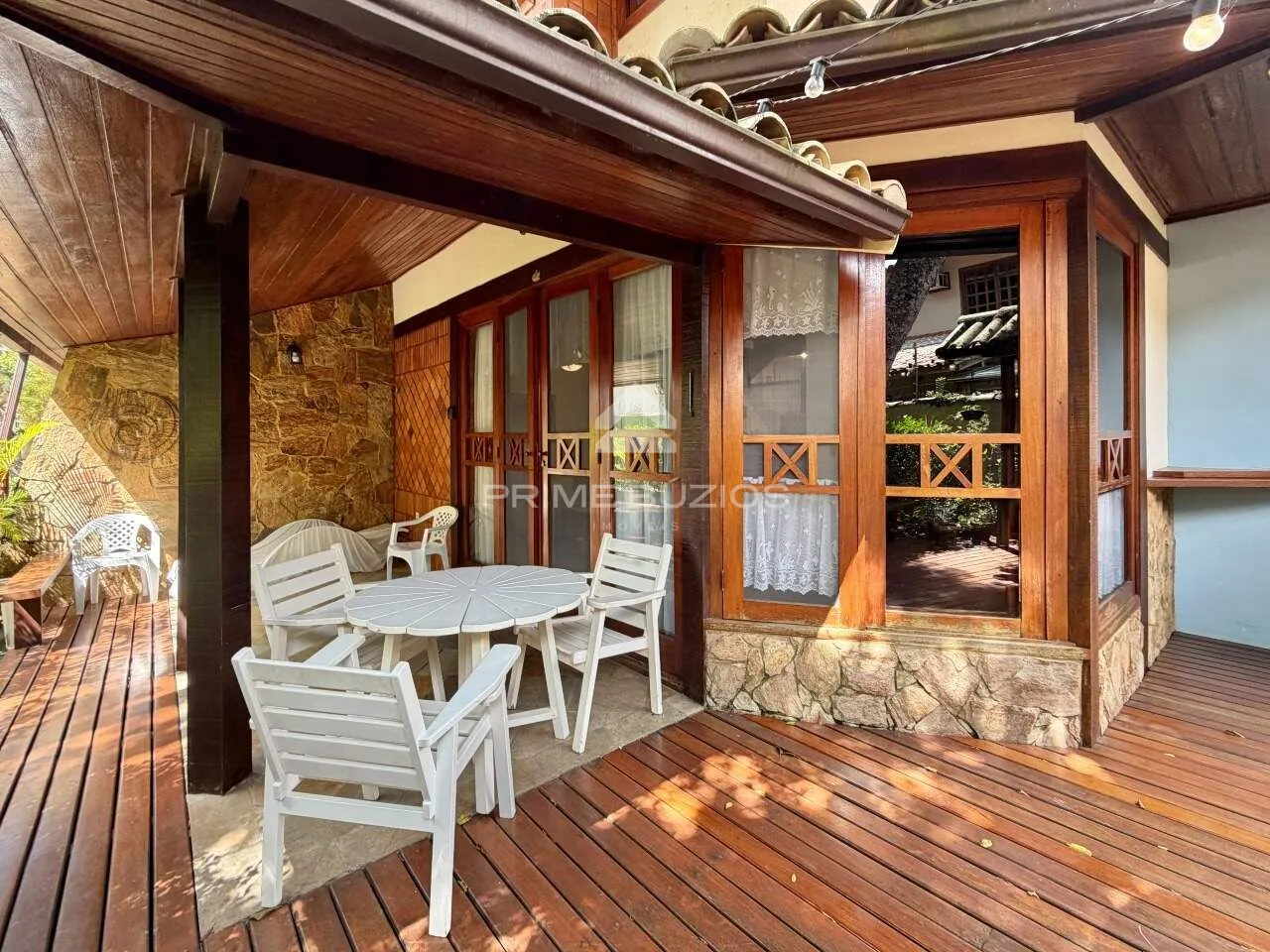 Casa en condominio en venta, 3 dormitorios, 3 suites, 2 cocheras, Manguinhos – Armação dos Búzios/RJ