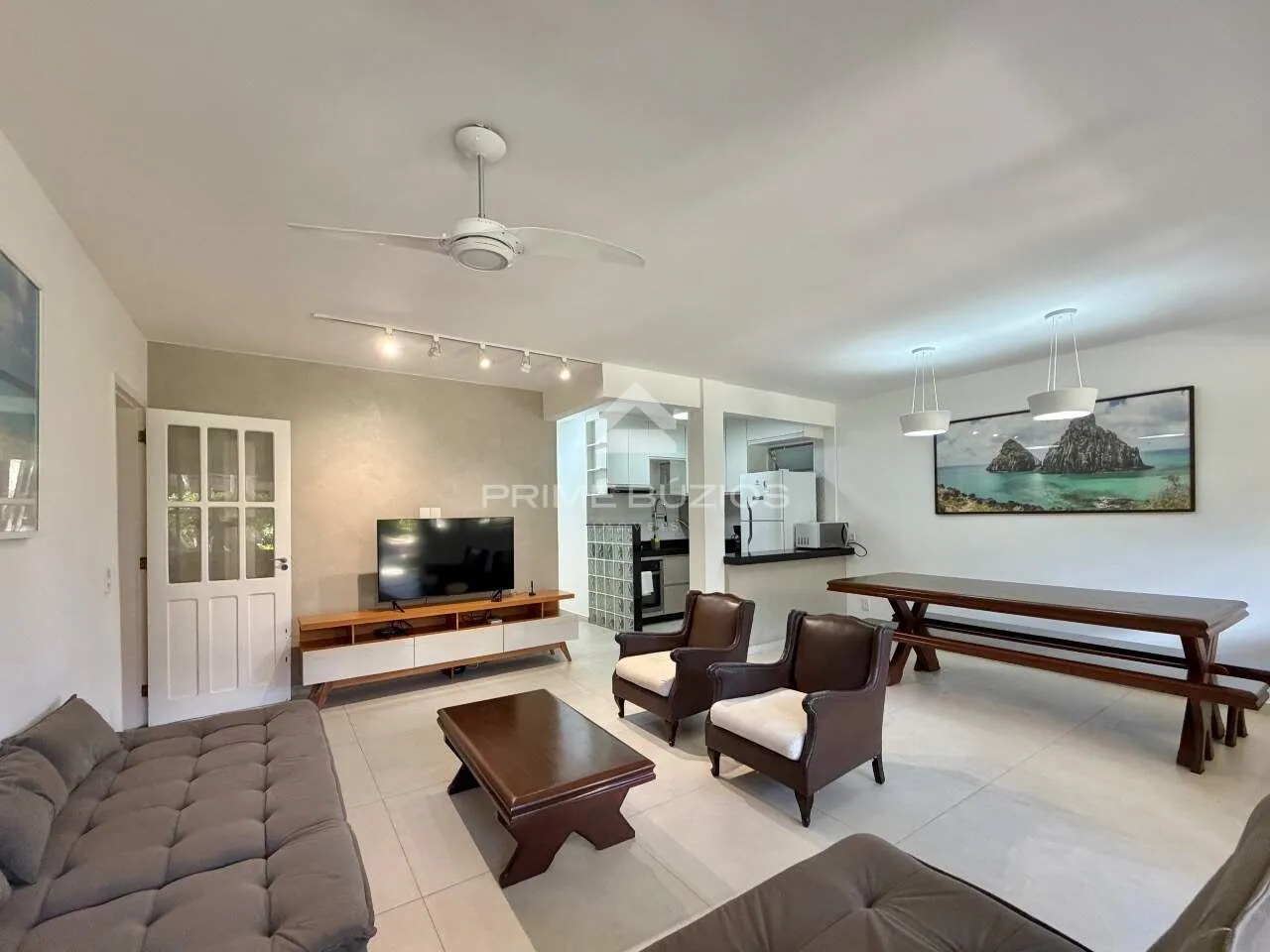 Gated community house for sale, 2 bedrooms, 2 suites, 1 parking space, Geribá – Armação dos Búzios/RJ