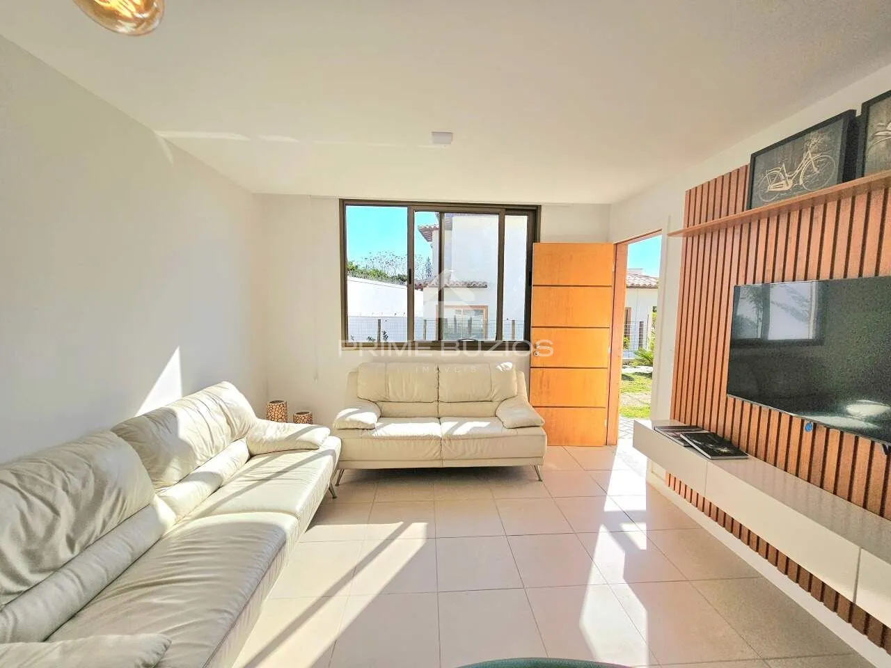 Gated community house for sale, 4 bedrooms, 2 parking spaces, Geribá – Armação dos Búzios/RJ