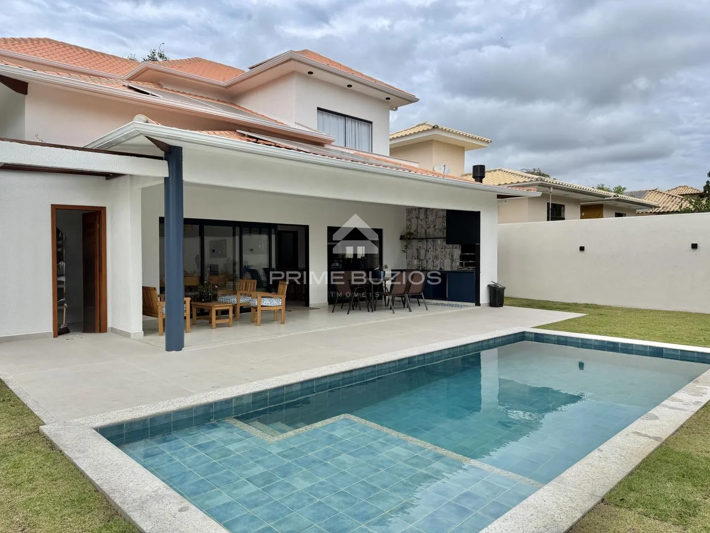 Casa em condomínio a venda, 3 quartos, 3 suítes, 3 vagas, Caravelas – Armação dos Búzios/RJ