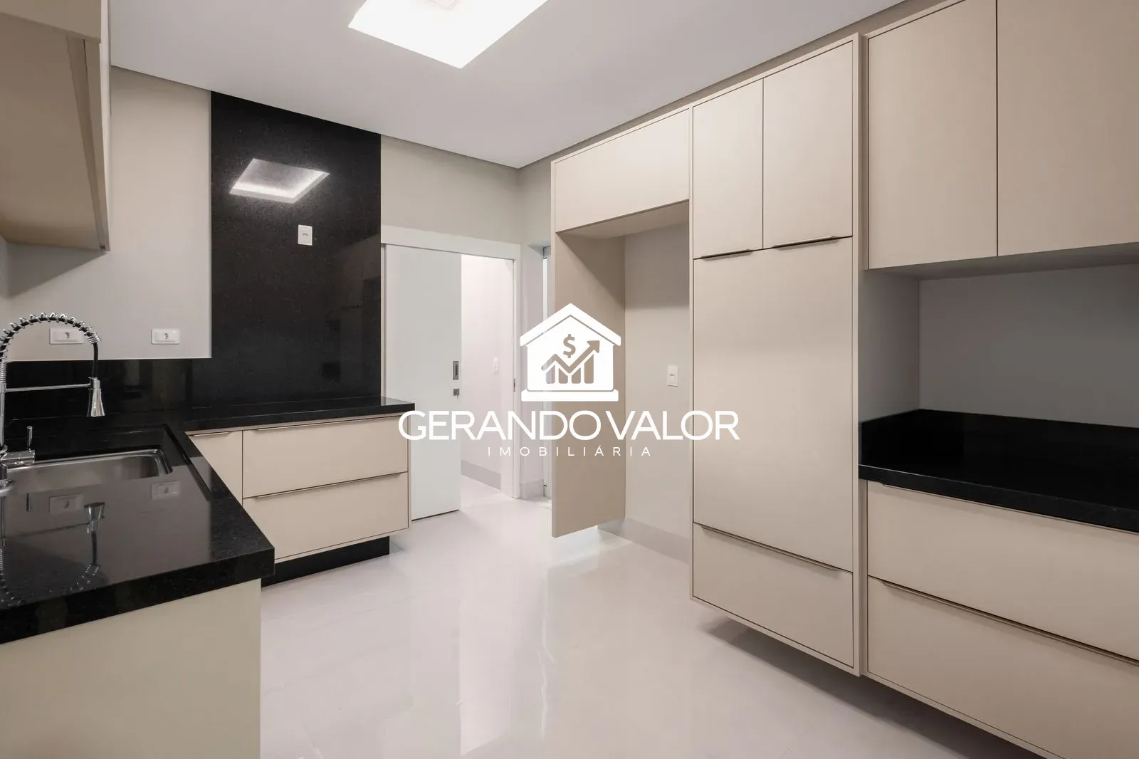 casa à venda no Alphaville 4 em Campo Grande MS - foto 6 - 4 quartos