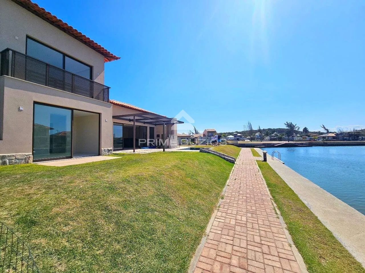 Casa en condominio en venta, 4 dormitorios, 4 suites, 2 cocheras, Marina – Armação dos Búzios/RJ