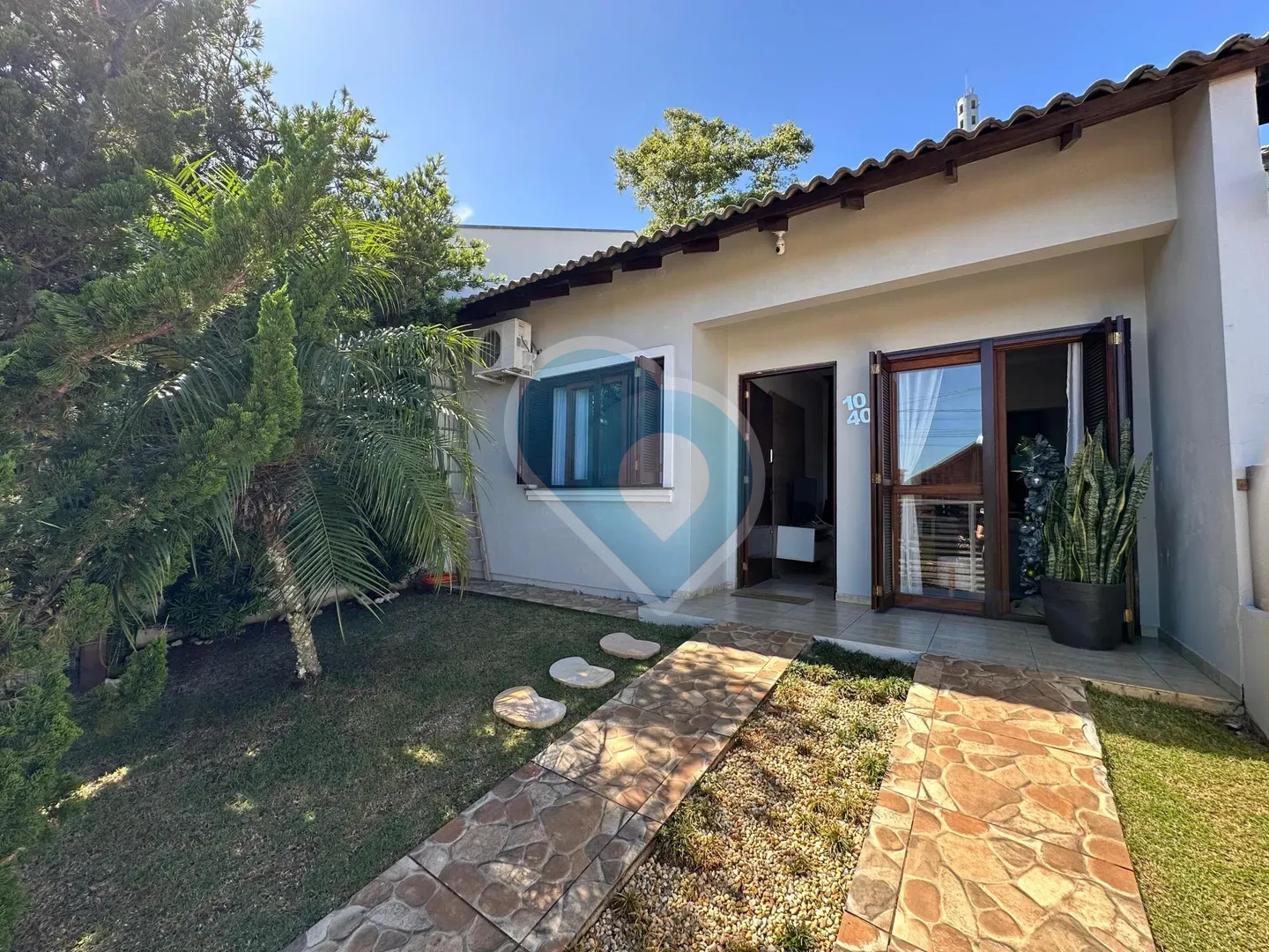 Geminado semi mobiliado