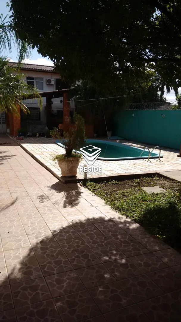 Casa - Pinheiro Machado, Rua Vitória