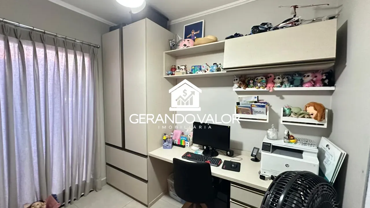 sobrado à venda no Coopharádio em Campo Grande MS - foto 19 - 4 quartos