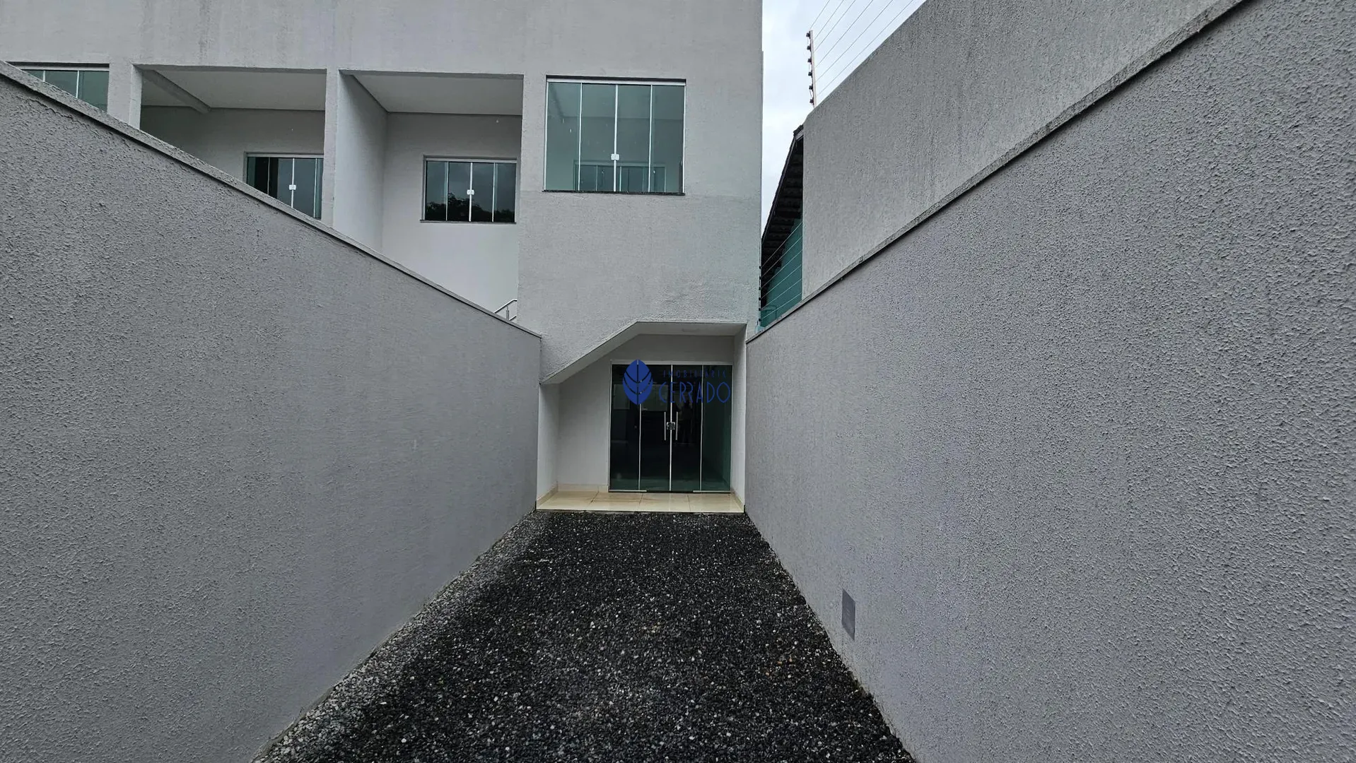 Venda de Apartamento no Condomínio Residencial no Parque Brasília II Etapa