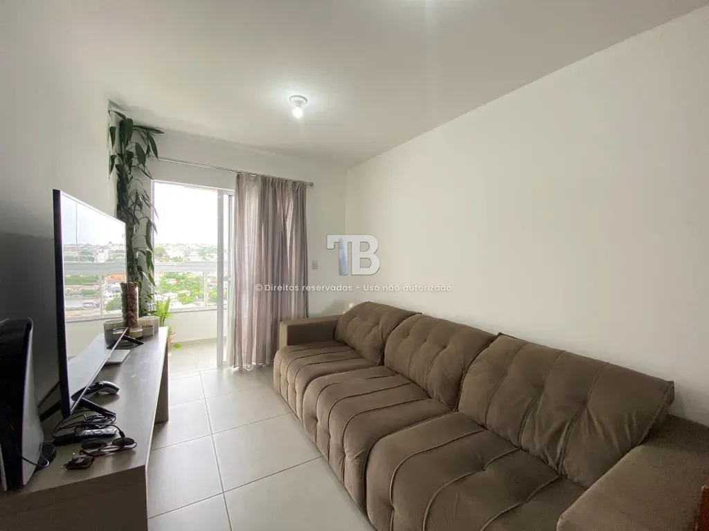 Apartamento à venda com 3 dormitórios, 1 banheiro, 1 vaga de garagem e 56m² de área privativa no bairro Passo dos Fortes
