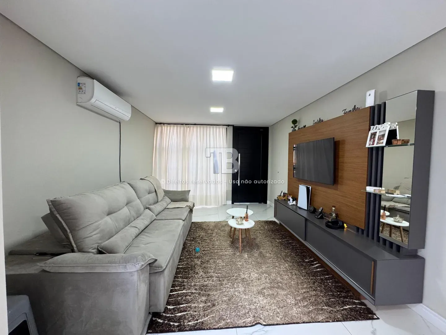Casa à venda com 3 dormitórios, 2 banheiros, 2 vagas de garagens e 160m² de área privativa no bairro Paraíso