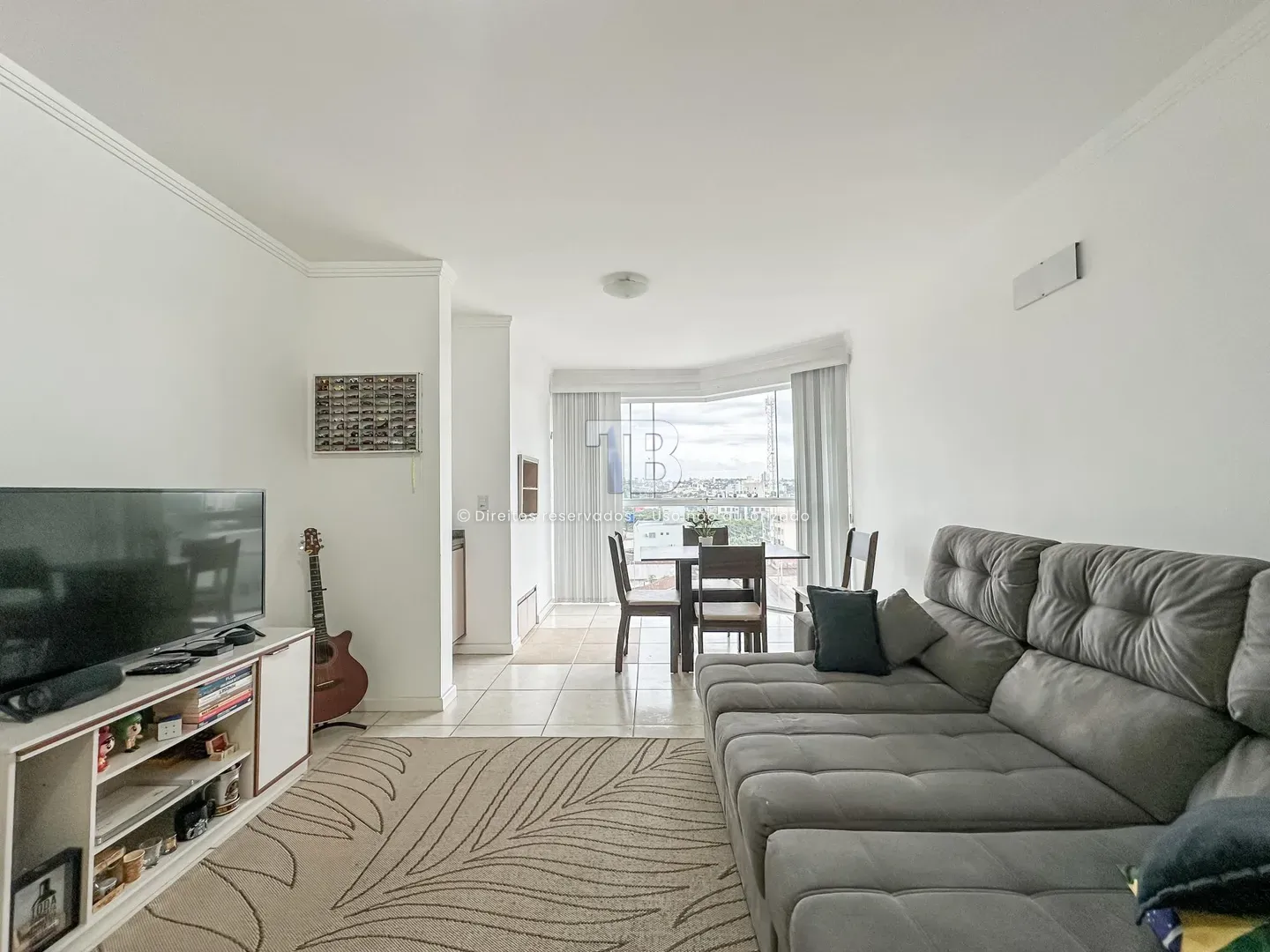 Apartamento à venda com 2 dormitórios, 2 banheiros, 1 vaga de garagem e 69m² de área privativa no bairro Passo dos Fortes