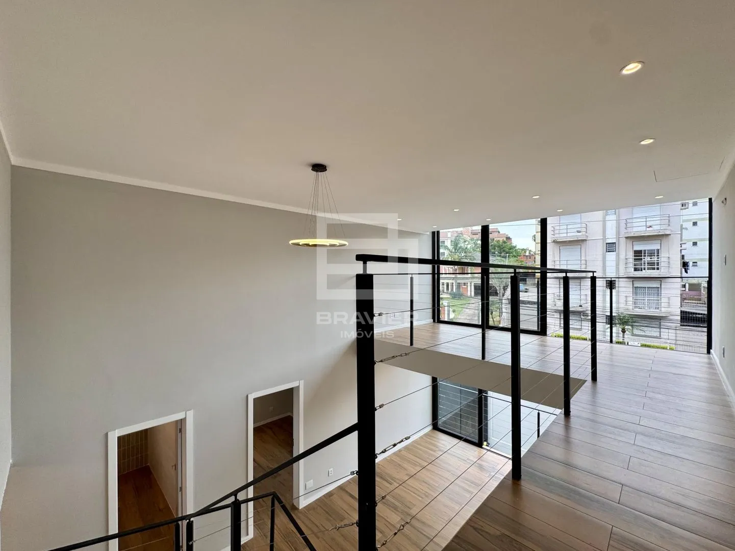 Casa à venda com 5 quartos e 330m² bairro Nossa Senhora Medianeira ...