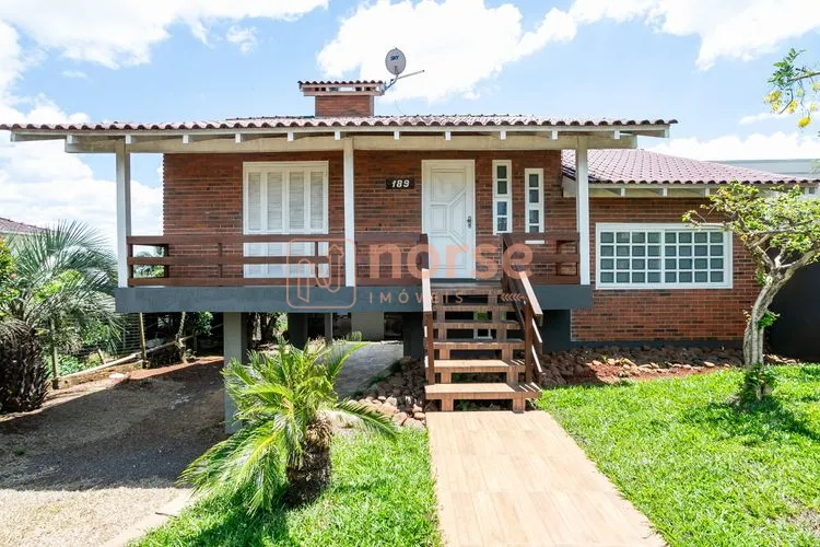 Casa à venda com 3 quartos e 230m² bairro Centenário em Lajeado, Ri...