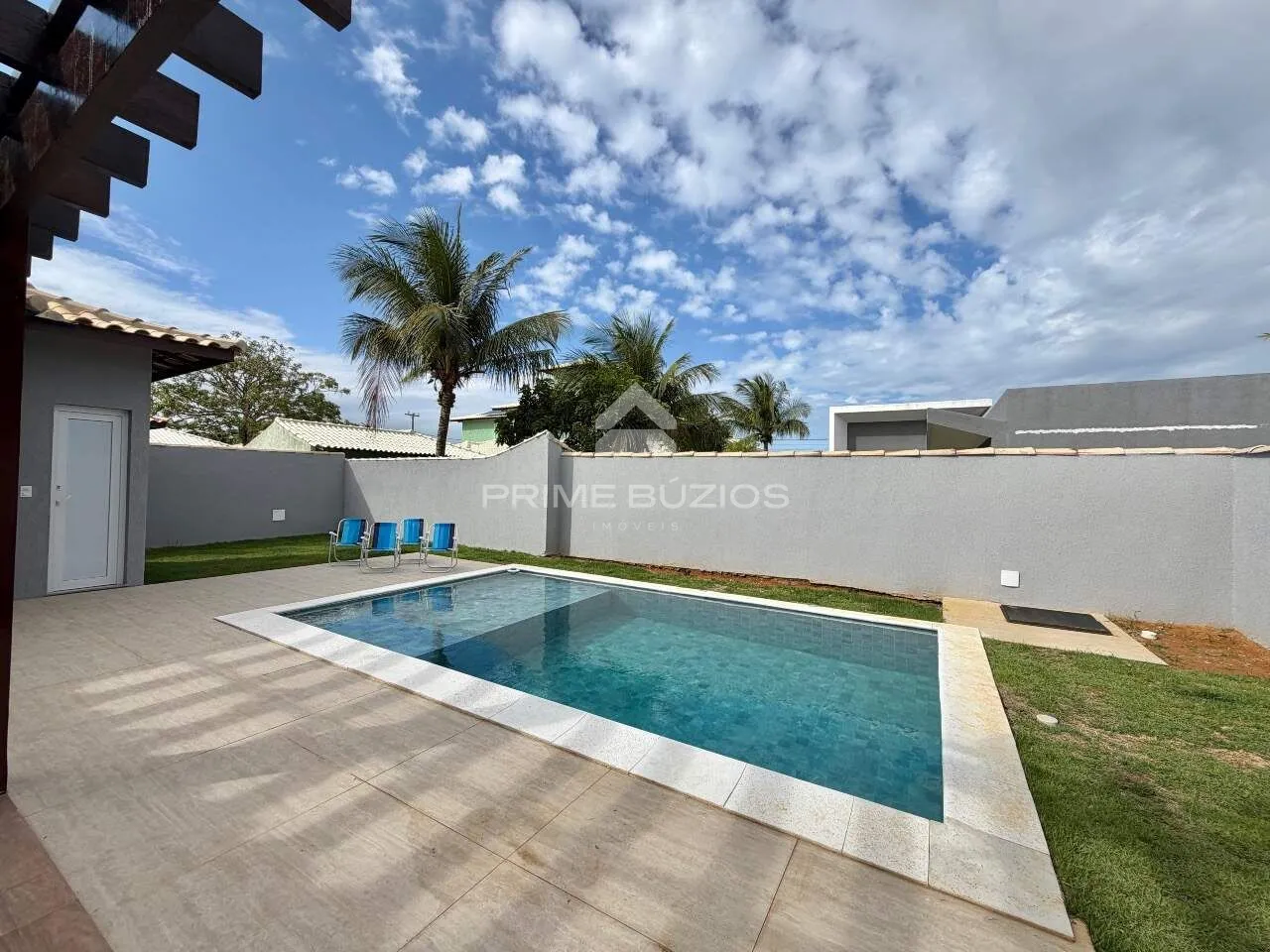 Casa em condomínio para temporada, 4 quartos, 4 suítes, 3 vagas, Caravelas – Armação dos Búzios/RJ