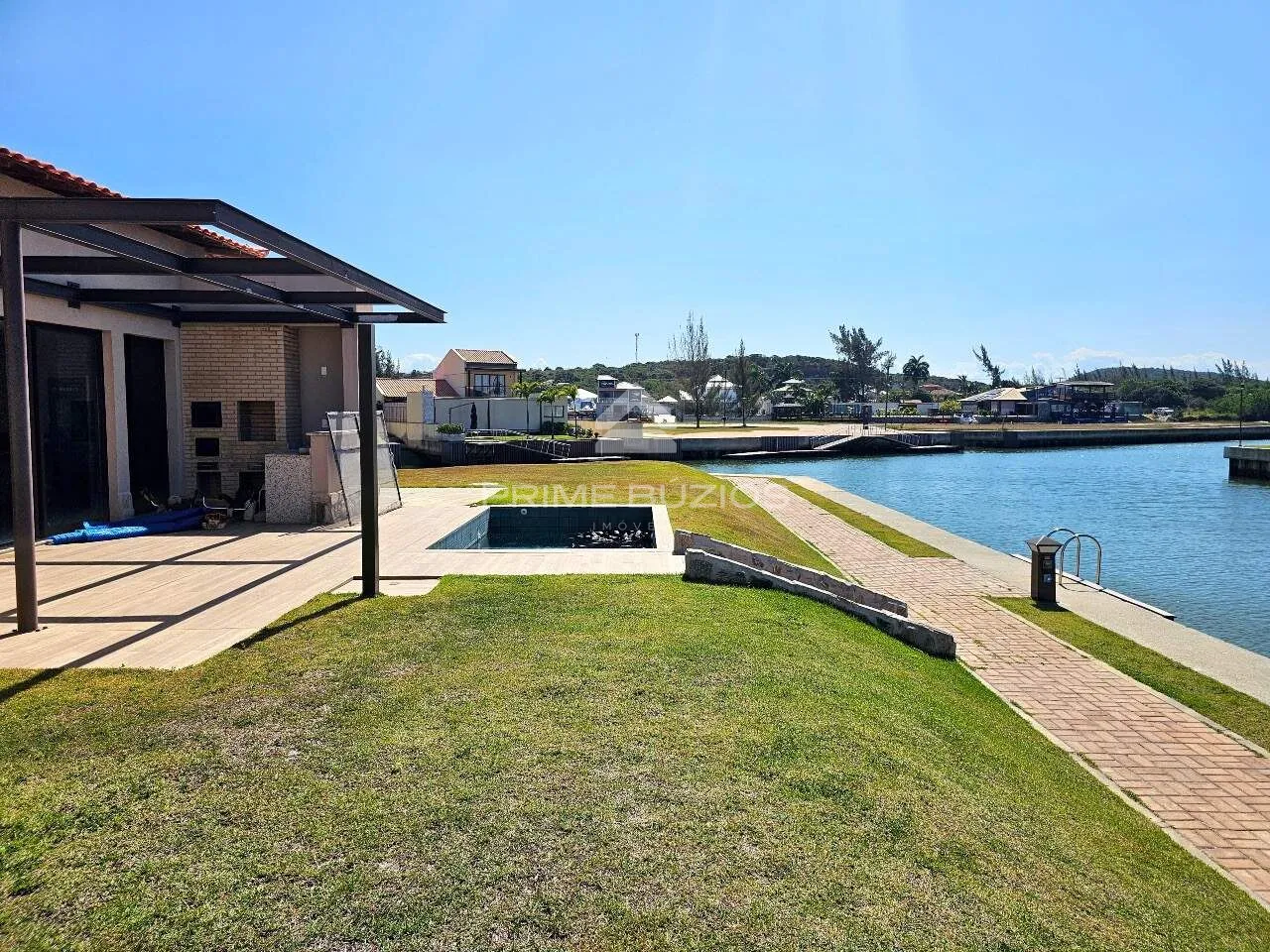 Casa en condominio en venta, 4 dormitorios, 4 suites, 2 cocheras, Marina – Armação dos Búzios/RJ