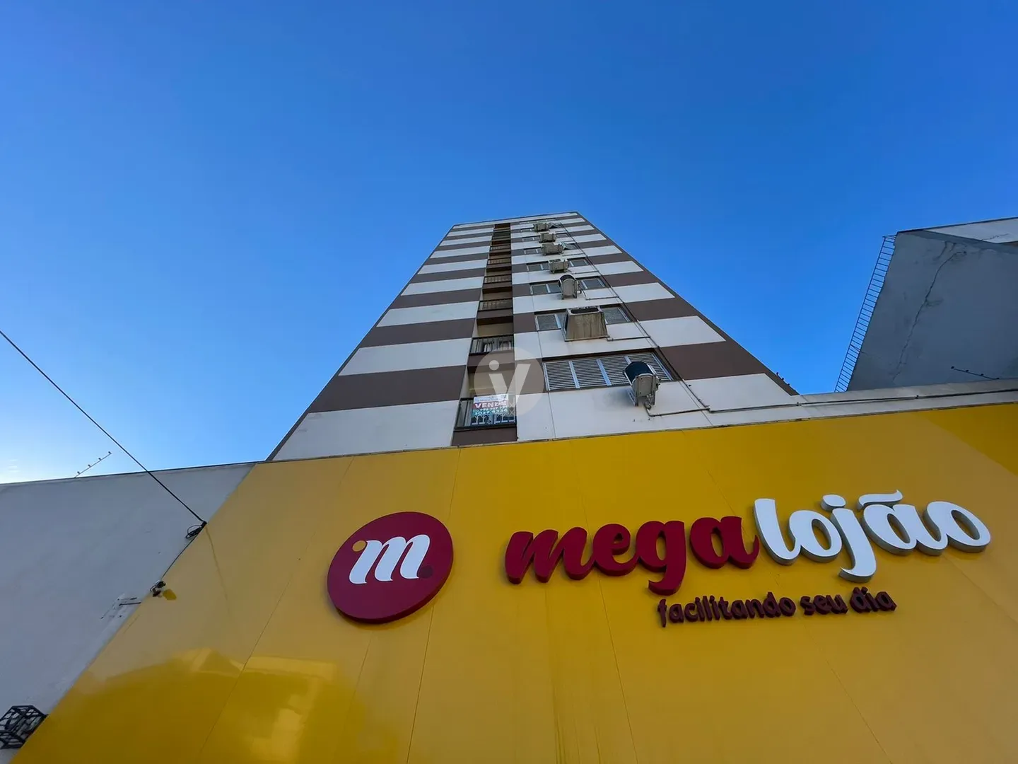 Cobertura central 3 dormitórios com 3 box de garagem