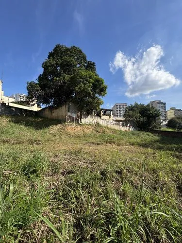 Lote de Esquina Jardim Amalia 2 Plano