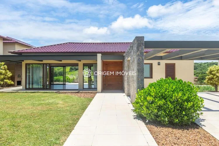 Gated community house for sale, 5 bedrooms, 5 suites, 3 parking spaces, Marina – Armação dos Búzios/RJ