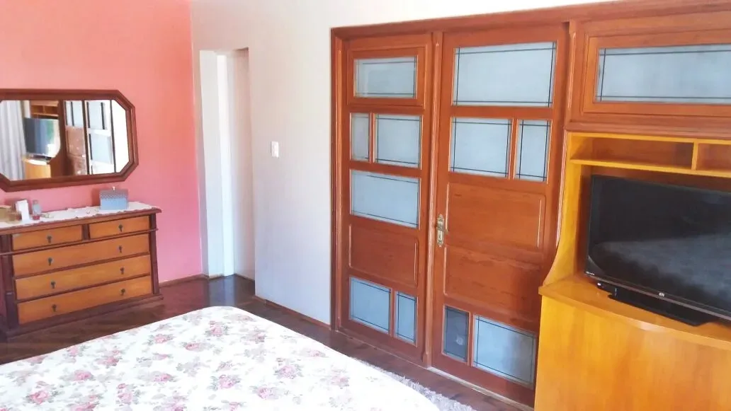 Casa - Centro, Minas Gerais Esquina Ceara