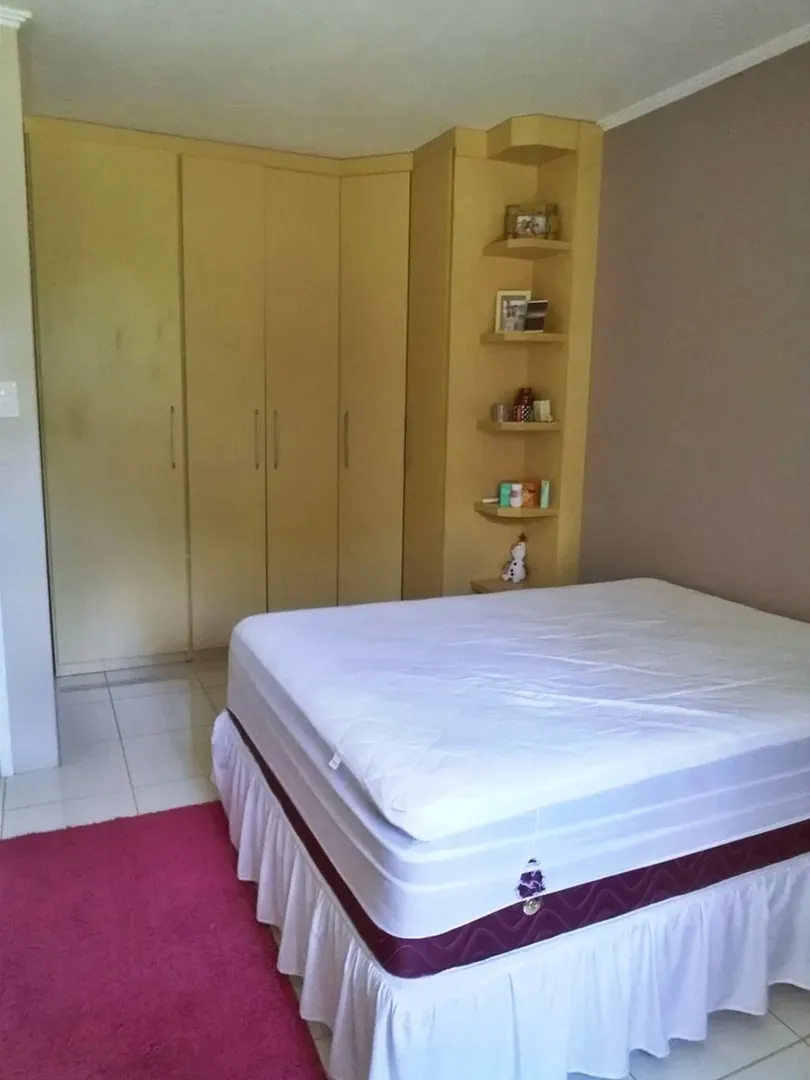 Casa - Centro, Minas Gerais Esquina Ceara