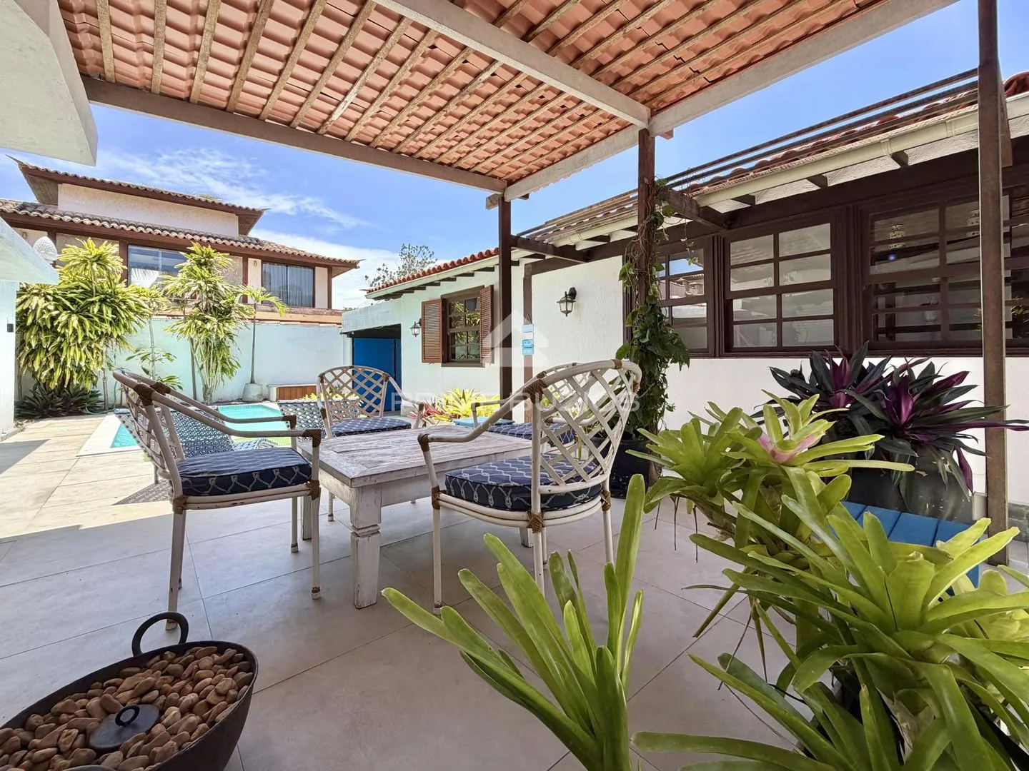 Casa para temporada, 3 quartos, 1 vaga, Geribá – Armação dos Búzios/RJ