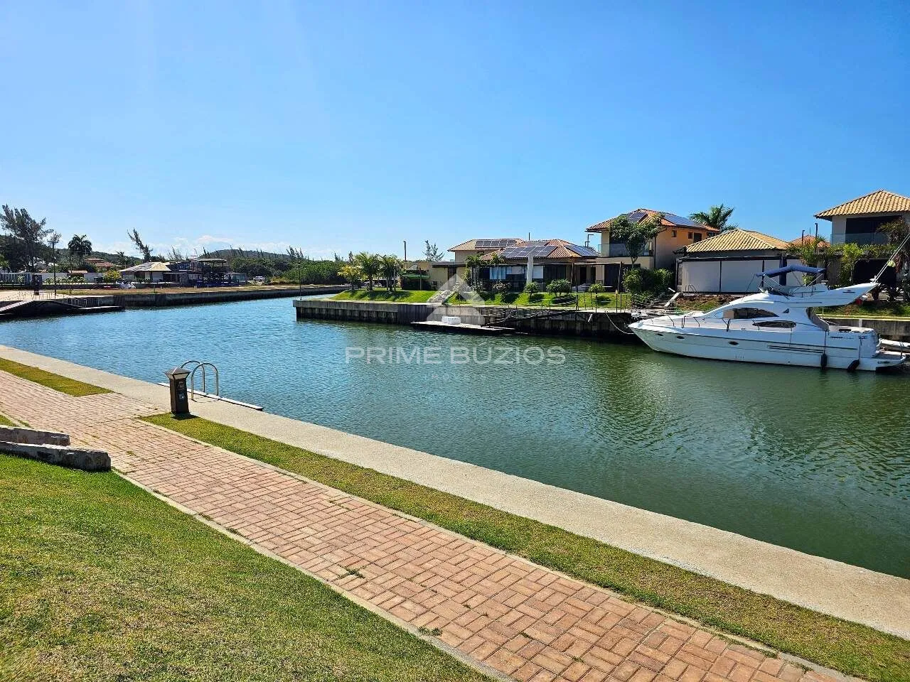 Casa en condominio en venta, 4 dormitorios, 4 suites, 2 cocheras, Marina – Armação dos Búzios/RJ