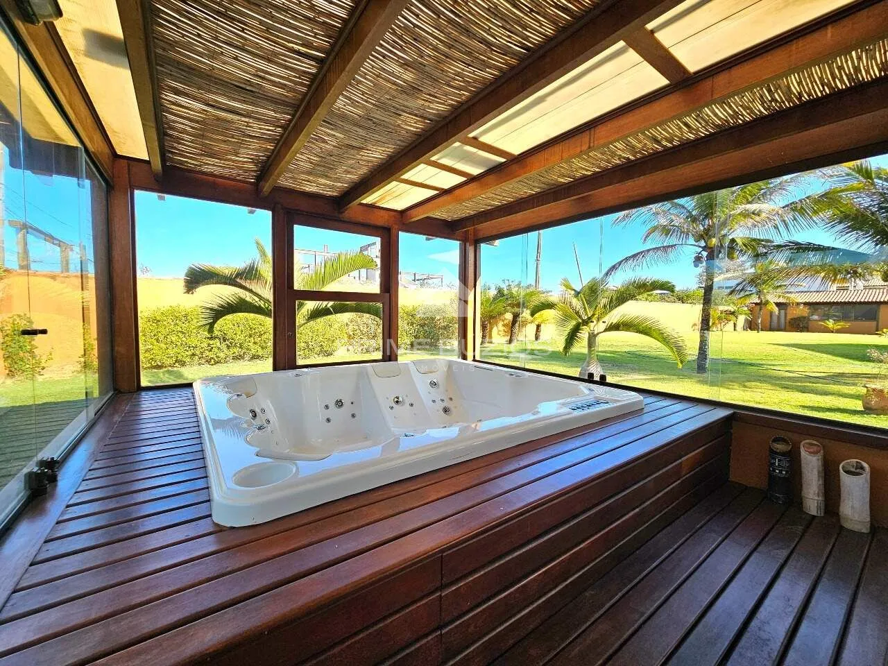 Casa a venda, 7 quartos, 5 suítes, 6 vagas, Praia Rasa – Armação dos Búzios/RJ