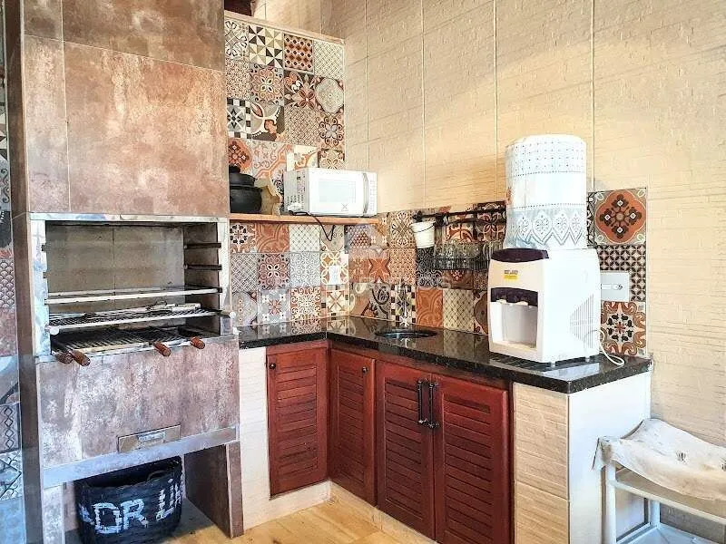Gated community house for sale, 5 bedrooms, 4 suites, 1 parking space, Geribá – Armação dos Búzios/RJ