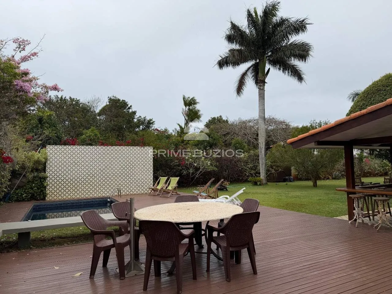 Casa para temporada, 7 quartos, 4 suítes, 5 vagas, Geribá – Armação dos Búzios/RJ